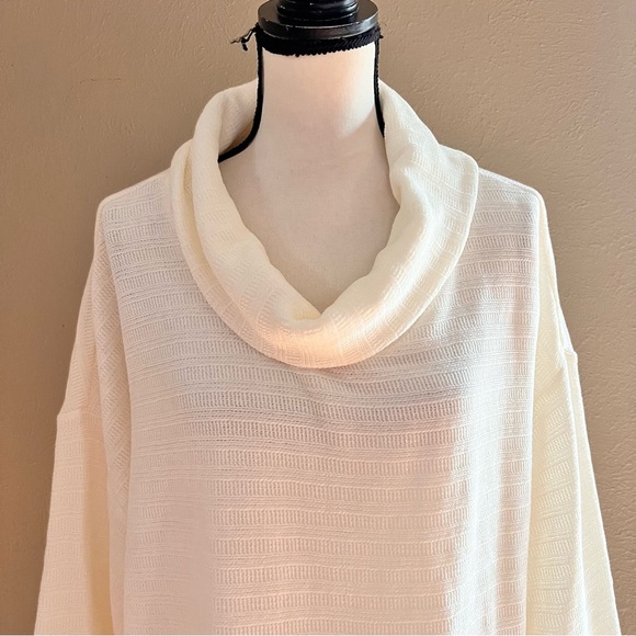 J Jill white chenille cowl neck tunic - Picture 3 of 7